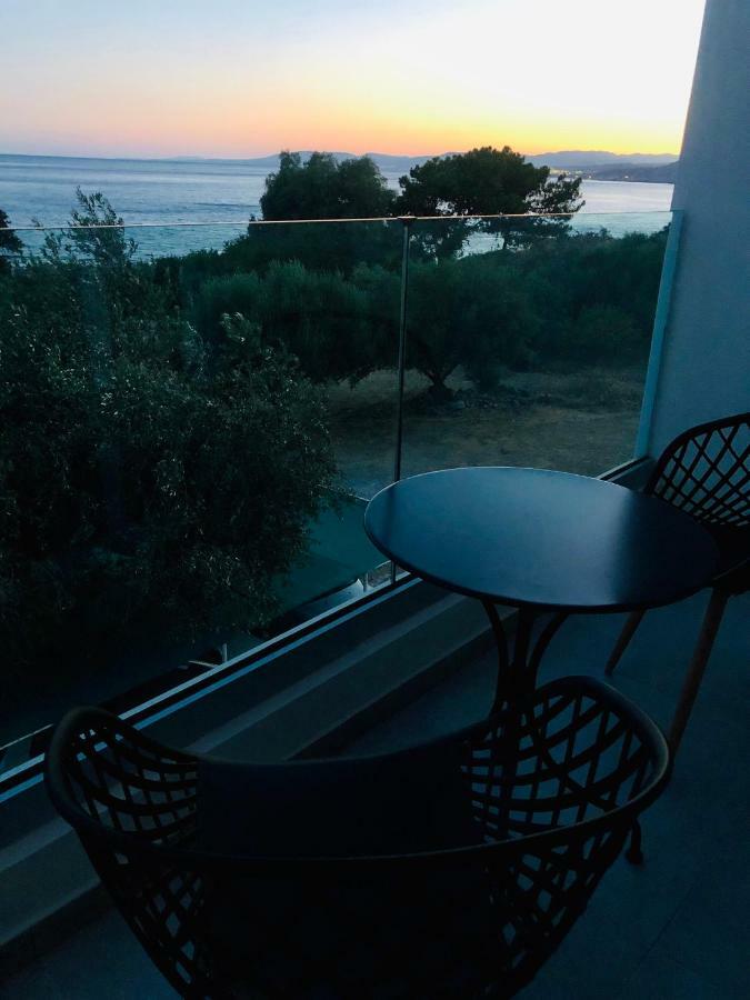 Tesoro Del Mare Apartment Pefki  Bagian luar foto